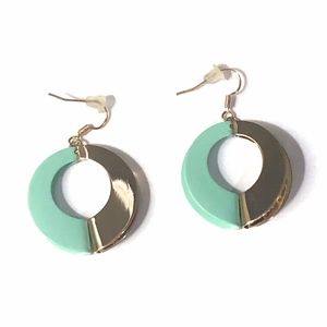 3/$10 🎉 Teal and Gold Earrings